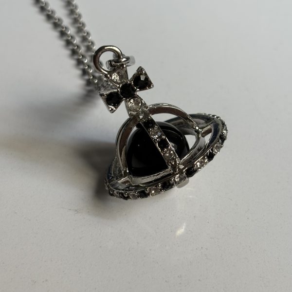 گردنبند ویوین وست وود سه بعدی - Image 2